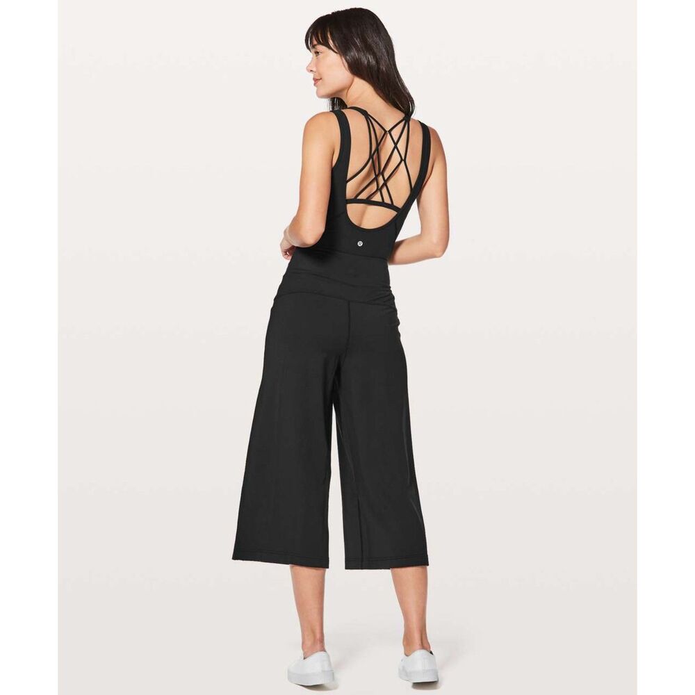 Lululemon blissed out wide leg culottes black fit like size medium